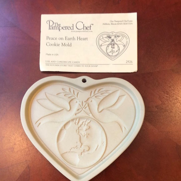 RARE Vintage Pampered Chef Peace On Earth 2002 Stoneware Cookie Mold orig box - Picture 2 of 10